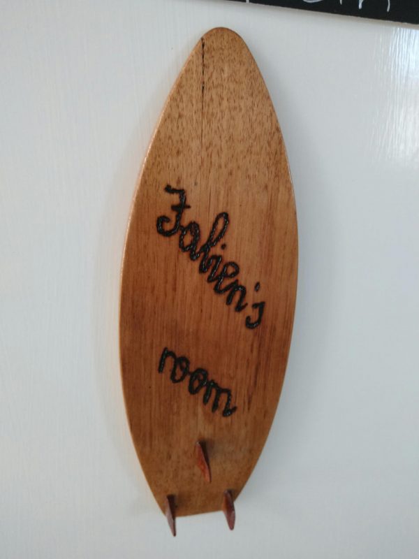 Kids room name surfboard